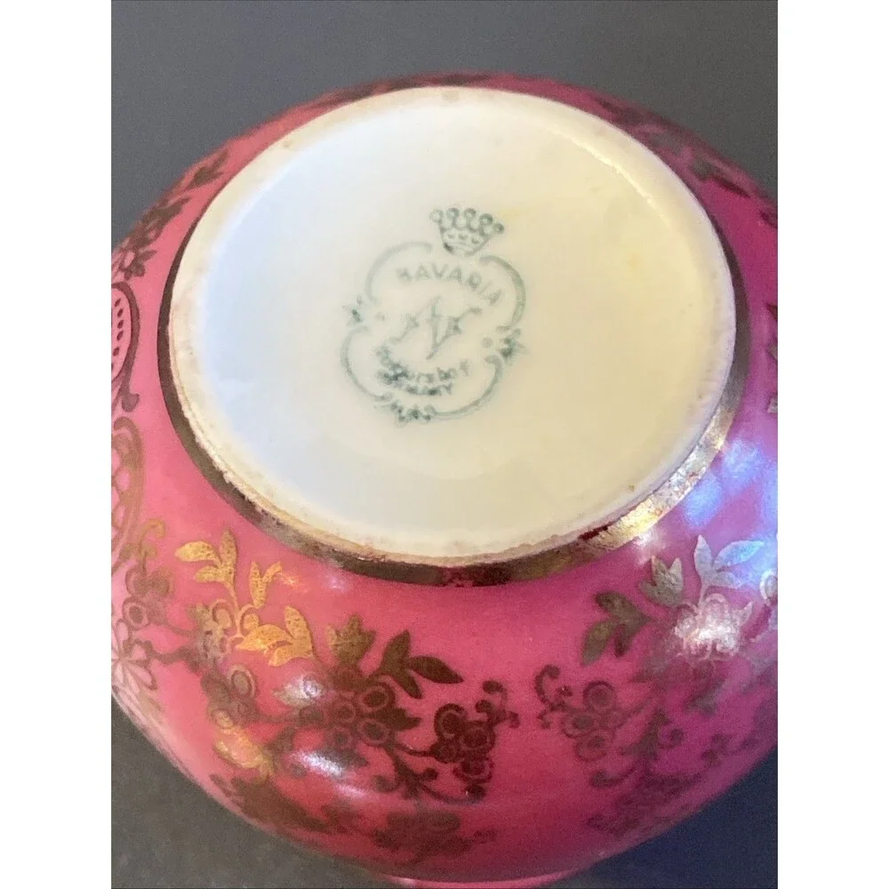 VINTAGE BAVARIAN MINIATURE VASE FRANCE COURTING COUPLE GOLD RIM 2.5”